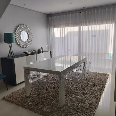 Sunset Street House * Lourinhã