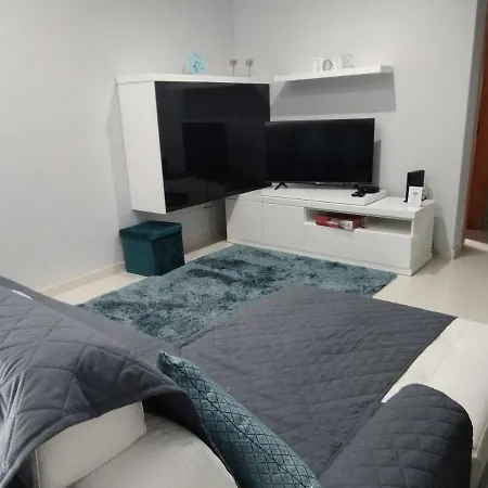 Sunset Street House 度假居 *